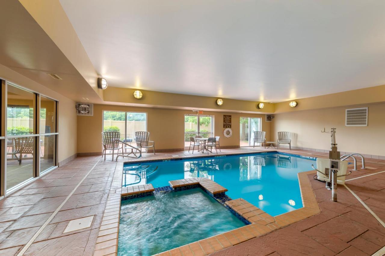 Comfort Inn Near University Huntsville Extérieur photo